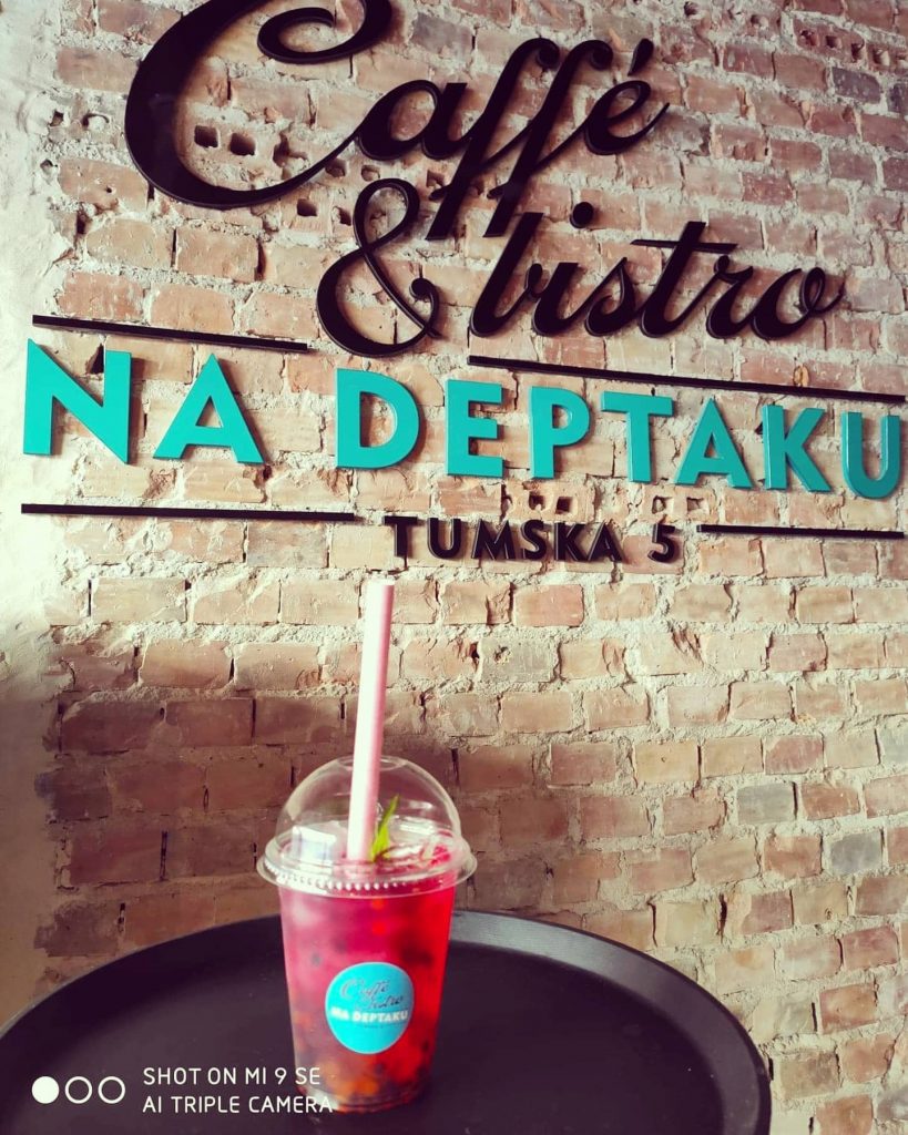 Caffe & Bistro Na Deptaku